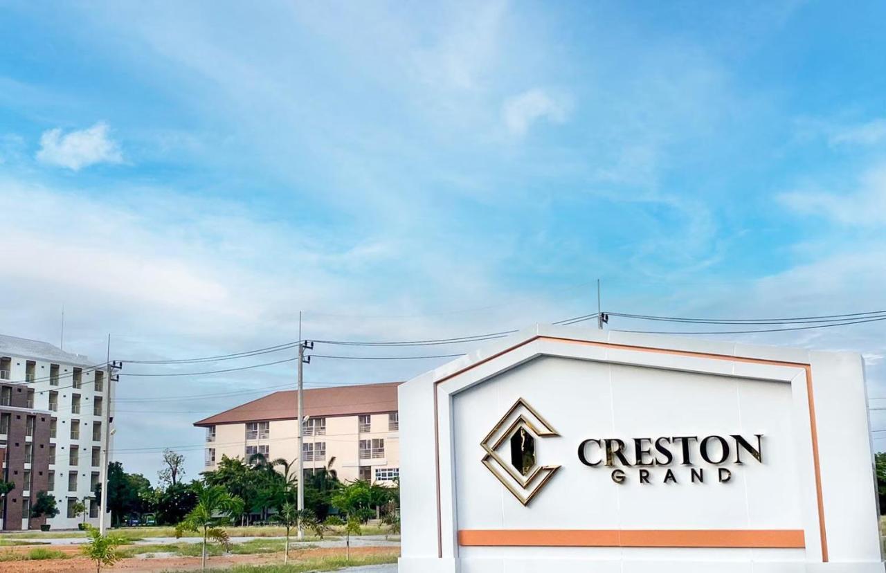 Creston Grand Hotel Suphanburi Extérieur photo