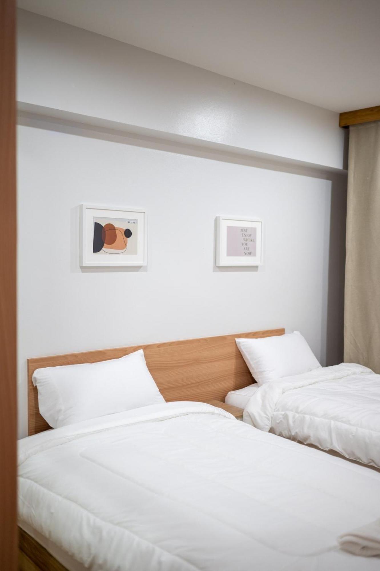 Creston Grand Hotel Suphanburi Extérieur photo