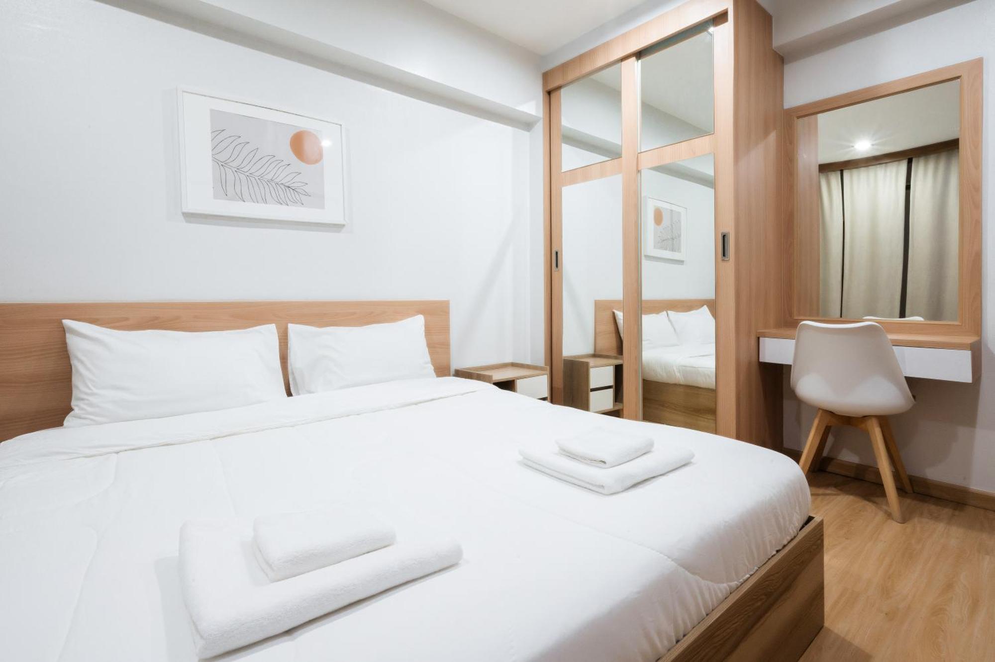 Creston Grand Hotel Suphanburi Extérieur photo
